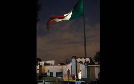 renta de plantas de luz en df Campo Marte Bandera Nacional.jpg